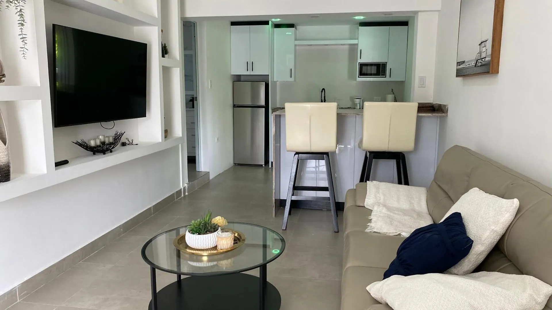 Tropical 2-Bedroom Apt Oasis: Villa Iris Escape Luquillo